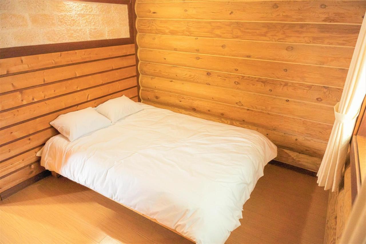 Jungmun Log Pension&Resort Seogwipo Luaran gambar