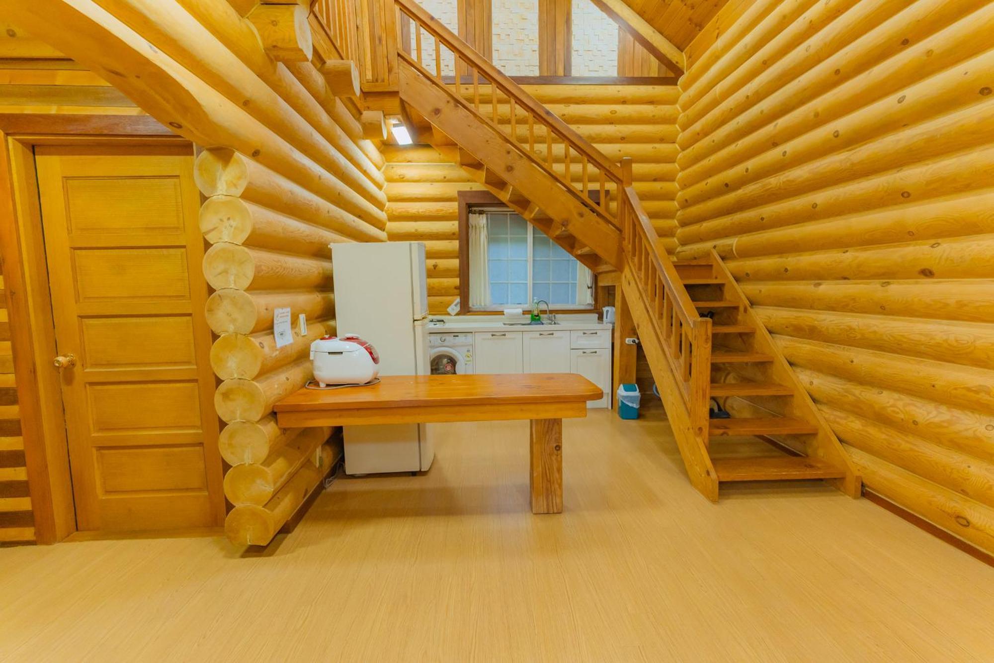 Jungmun Log Pension&Resort Seogwipo Luaran gambar